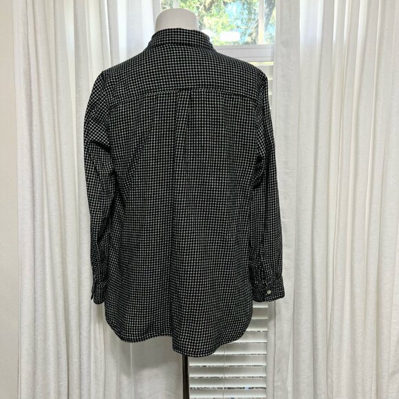 Old Navy Flannel Shirt The Classic Black White Plaid L Cotton Relaxed Fit - Picture 3 of 9